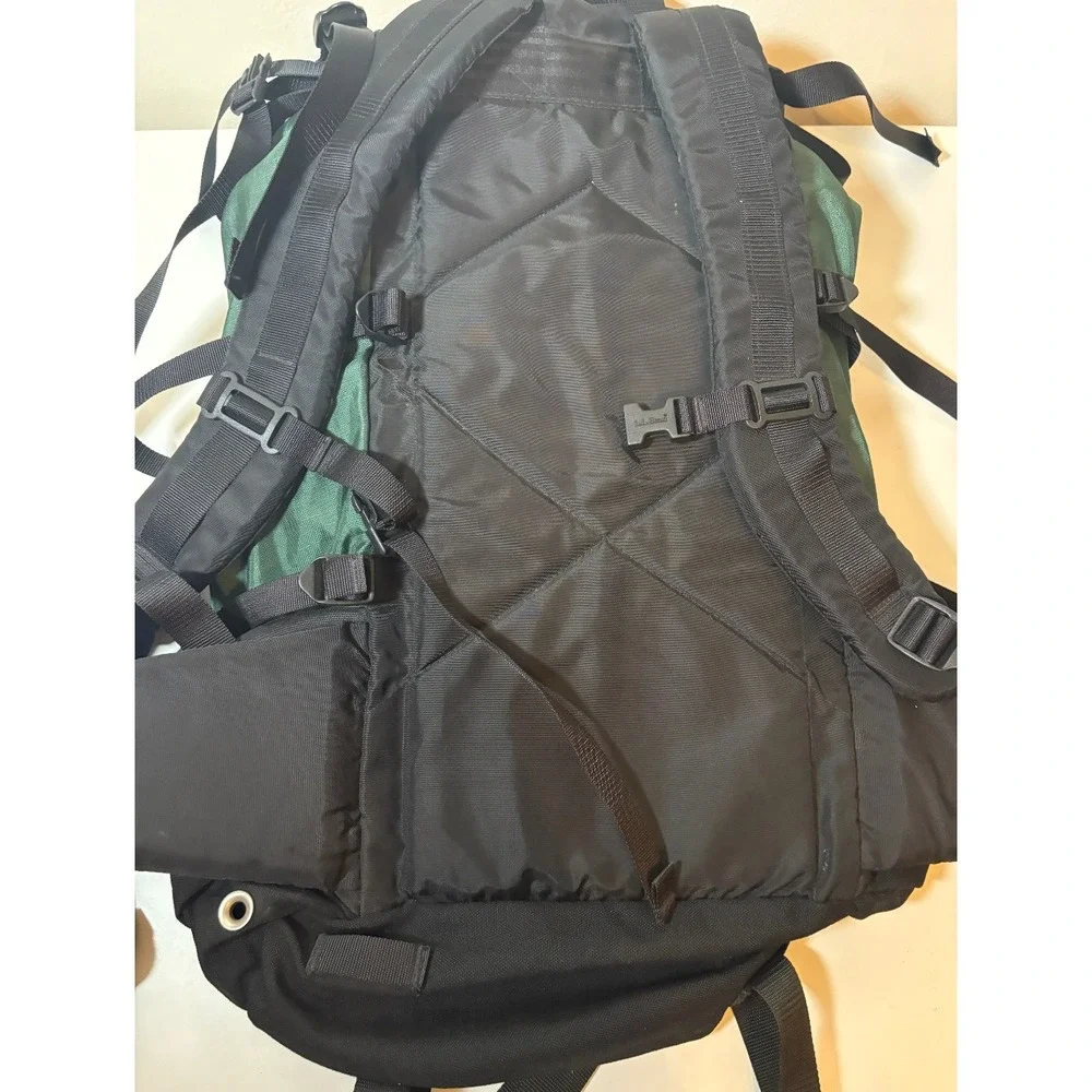 Vintage L.L. Bean Hiking Backpack | Green